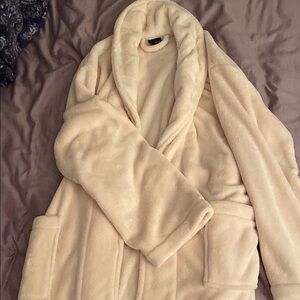 Cozy Cream Plush Robe